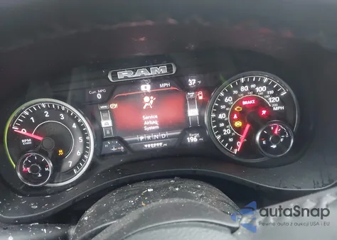 2021 Ram 1500 из США, поврежденный, VIN 1C6SRFFT0MN578392